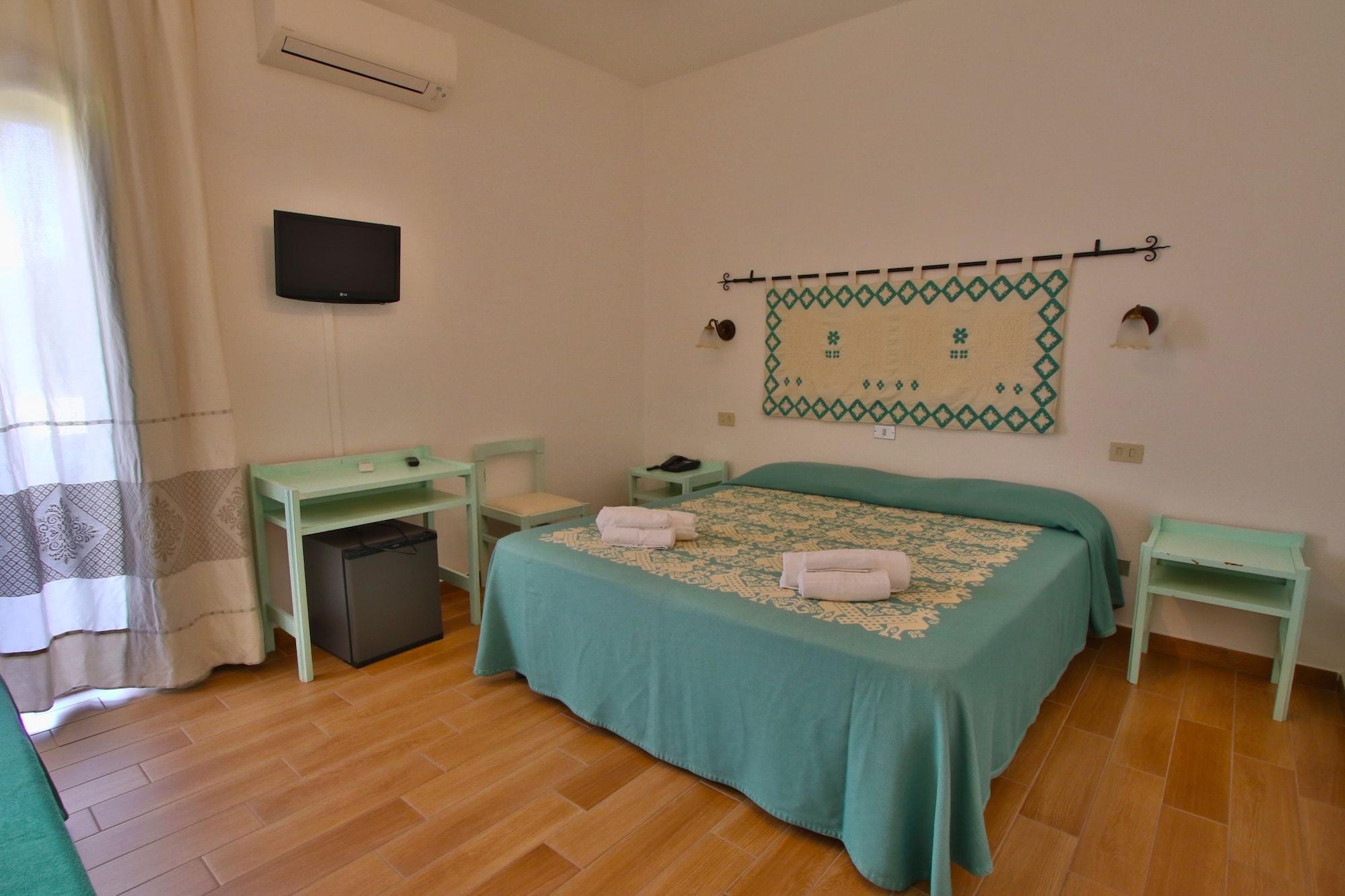 Hotel Le Mimose San Teodoro  Luaran gambar